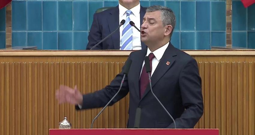 CHP Genel Başkanı Özgür Özel, iktidarın 2 boğaz köprüsü ve 7