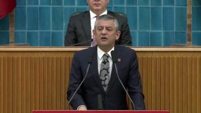 CHP Genel Başkanı Özgür Özel, iktidarın otoyol ve boğaz köprülerle