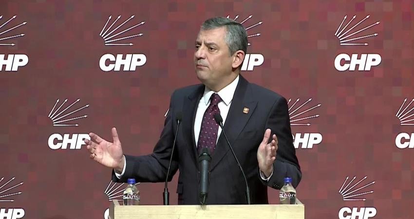 CHP Genel Başkanı Özgür Özel, deprem bölgesinde yeniden yapılan TOKİ