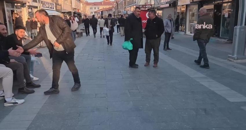 CHP Yozgat İl Başkanı Yaşar: “Bütün yurttaşlarımızı CHP’ye, ülkesine sahip çıkmaya davet ediyoruz” CHP Yozgat İl Başkanı Abdullah Yaşar, alım gücü daralan vatandaşların