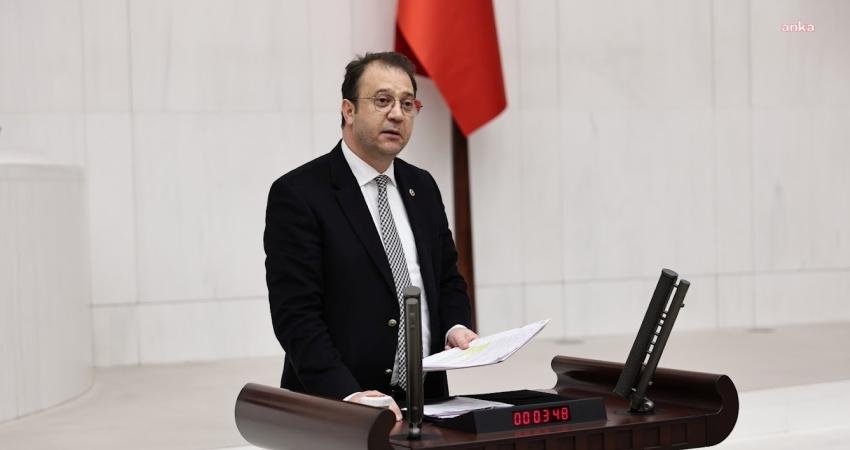 CHP’li Alp: Sultansuyu Tarım İşletmesi’nde değeri 100 milyon lirayı bulan kayıp yarış atlarının akıbeti araştırılsın CHP Kars Milletvekili İnan Akgün Alp, Tarım İşletmeleri Genel Müdürlüğü