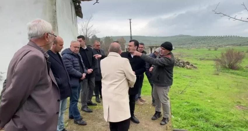 CHP’li Başvirgen: “Marmara Gölü’nün kurumuş olması 400’ün üstünde kuş türü olan bölgenin ekosistemini değiştiriyor” CHP Manisa Milletvekili Bekir Başevirgen, son yıllarda tamamen kuru halde