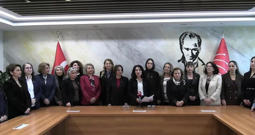 İstanbul Büyükşehir Belediyesi (İBB) CHP’li kadın meclis üyeleri ve kadın