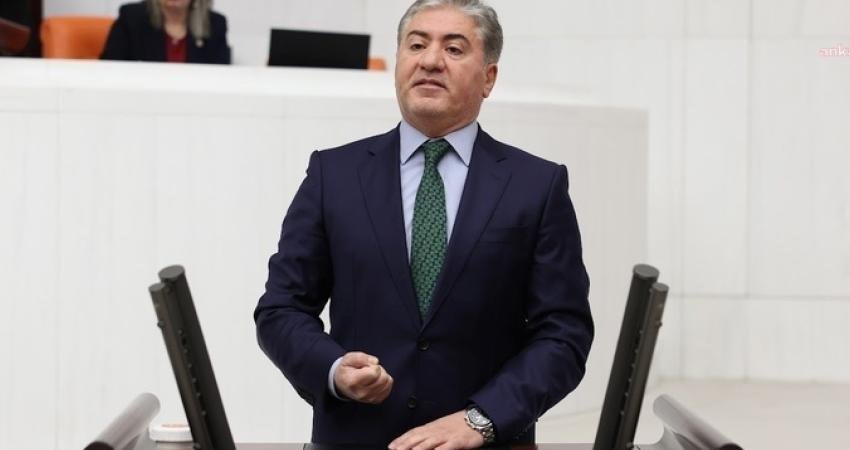 CHP Grup Başkanvekili Murat Emir, MHP Genel Başkan Yardımcısı Yaşar