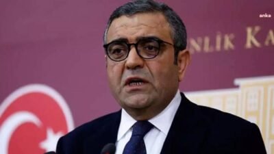 CHP Genel Başkan Yardımcısı Sezgin Tanrıkulu, eski Adalet Bakanı Yılmaz Tunç