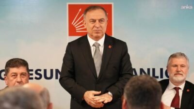 CHP Genel Başkan Yardımcısı Gökan Zeybek, Giresun’da parti örgütüyle basına