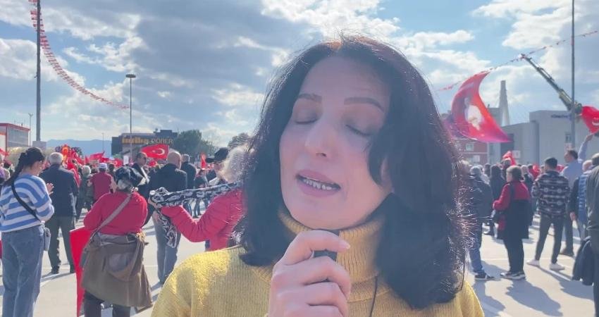 CHP'nin 91'incisini Kocaeli'de düzenlediği "Millet İradesine Sahip Çıkıyor" mitingine katılan Emek Partisi