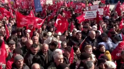 CHP Genel Başkanı Özgür Özel, ABD ve İsrail'in İran'a yönelik