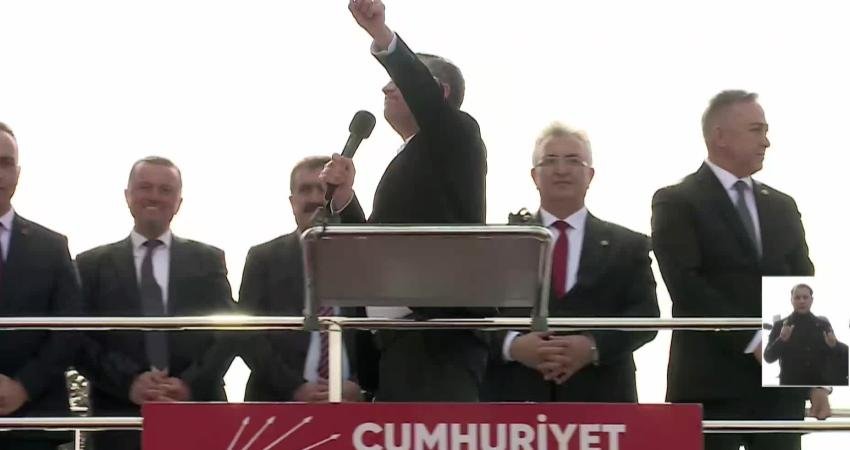 Özgür Özel: “Milletimizi mücadele için sandığa davet ediyorum” CHP Genel Başkanı Özgür Özel, "Memlekette adı AK Parti olan