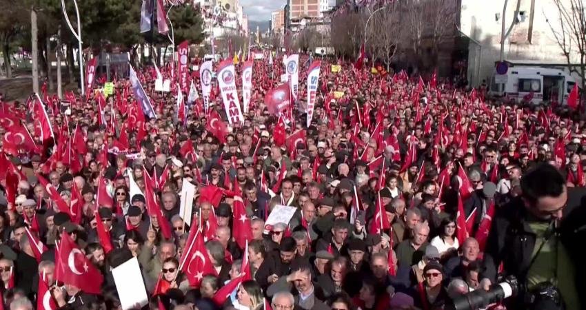 CHP Genel Başkanı Özgür Özel, Çorum’da düzenlenen “Millet İradesine Sahip
