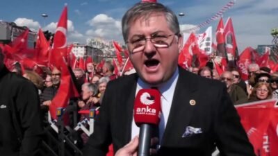  CHP Kocaeli Milletvekili Harun Özgür Yıldızlı, miting alanında çok büyük