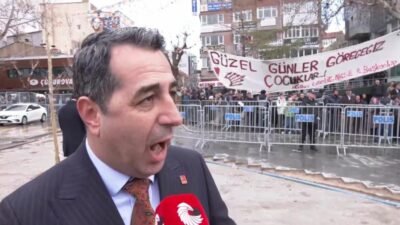 CHP Parti Meclisi Üyesi Erhan Adem, "Herkes bugün artık bir değişim