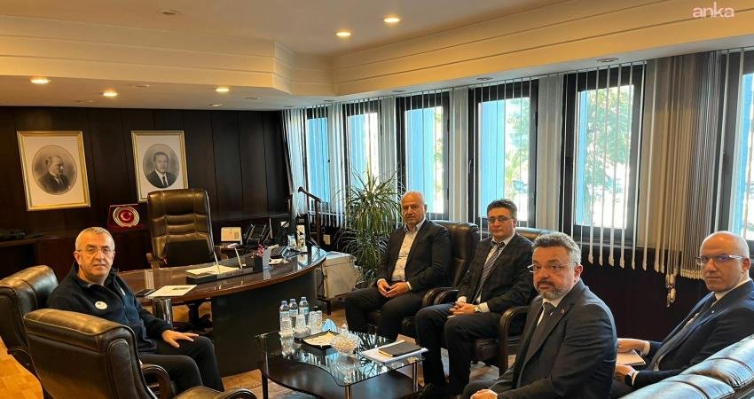 Çine Belediye Başkanı Kıvrak: “İlçemizi hak ettiği yere taşımak için çalışıyoruz” Çine Belediye Başkanı Mehmet Kıvrak, ilçeye kazandırılması planlanan yeni yatırımlar