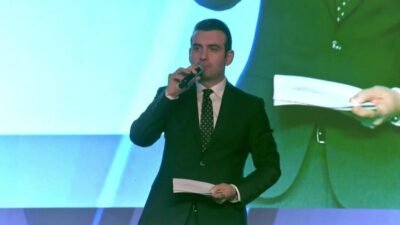 Cumhurbaşkanı Recep Tayyip Erdoğan, "Bizim kimsenin bir avuç toprağında gözümüz