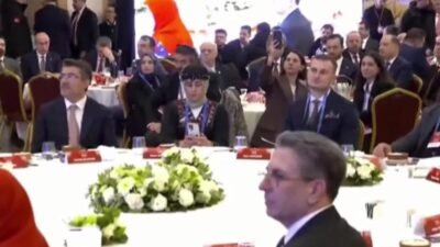 Cumhurbaşkanı Recep Tayyip Erdoğan, İstanbul'da Haliç Kongre Merkezi'nde iftar programında