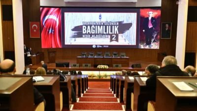 Ankara Büyükşehir Belediyesi, “Yaşayanların Gözünden Bağımlılık” paneline ikinci kez ev sahipliği yaptı Ankara Büyükşehir Belediyesi (ABB), "Yaşayanların Gözünden Bağımlılık: Nedir, Ne Değildir?"