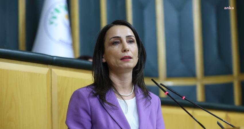 DEM Parti Eş Genel Başkanı Tülay Hatimoğulları, sabah saatlerinde yapılan