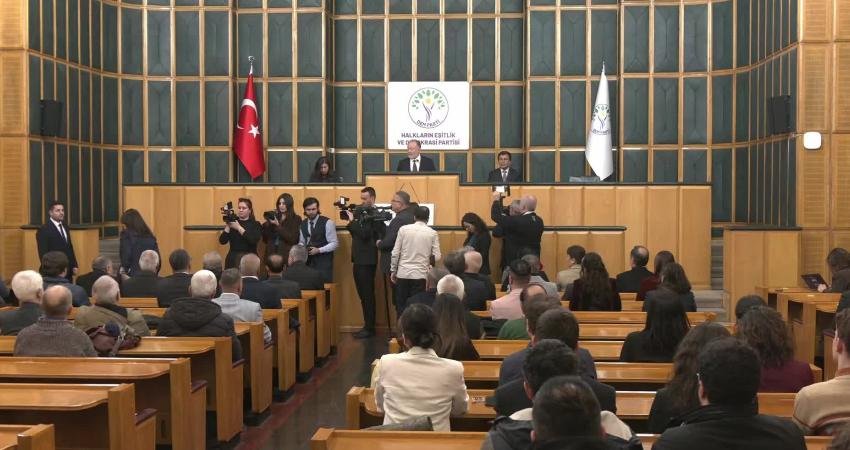 DEM Parti Eş Genel Başkanı Tülay Hatimoğulları, "Gelin bu hayırlı