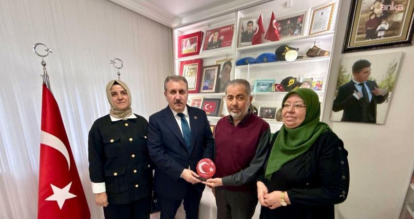 Büyük Birik Partisi Genel Başkanı Mustafa Destici, eşi Şükriye Destici