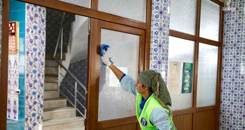 Didim Belediyesi ekipleri, ramazan ayı öncesinde ilçe genelindeki camilerde temizlik
