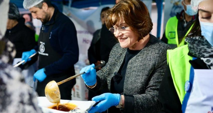 Didim Belediyesi’nden Akbük’te iftar programı Didim Belediyesi, ramazan ayı dolayısıyla mahallelerde düzenlediği iftar programlarını, Akbük