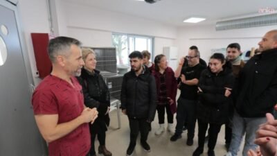 Dünya Kediler Günü’nde, Konak Engelsiz Yaşam Köyü öğrencilerini konuk eden