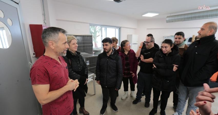 Dünya Kediler Günü’nde, Konak Engelsiz Yaşam Köyü öğrencilerini konuk eden