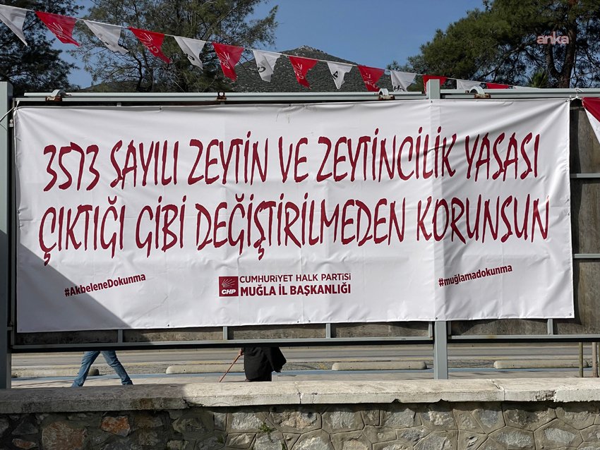 Milas’taki “Millet İradesine Sahip Çıkıyor” mitingi öncesi vatandaşlardan maden ve kamulaştırma tepkisi CHP’nin cumhurbaşkanı adayı ve İstanbul Büyükşehir Belediye Başkanı Ekrem İmamoğlu’nun