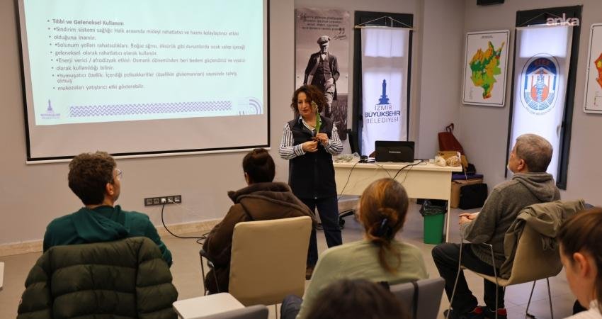 Efes Selçuk’ta salep yetiştiriciliği eğitimi düzenlendi Efes Selçuk Belediyesi ile İzmir Büyükşehir Belediyesi Tarımsal Hizmetler Dairesi