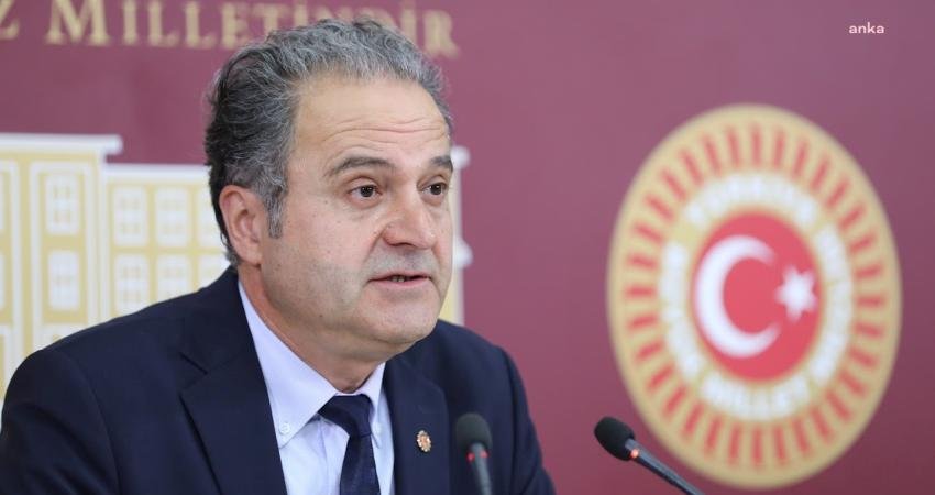 Emek Partisi İstanbul Milletvekili İskender Bayhan, İzmir'de protestolara katıldıkları gerekçesiyle