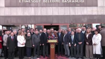 Etimesgut Belediye Başkanı Erdal Beşikçioğlu, eski AK Parti Milletvekili Şamil