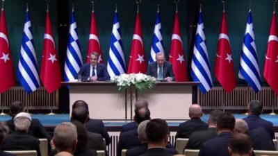 Cumhurbaşkanı Recep Tayyip Erdoğan, Yunanistan Başbakanı Kiryakos Miçotakis ile düzenlenen