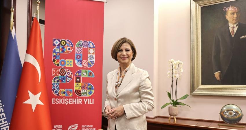 Eskişehir Büyükşehir Belediye Başkanı Ünlüce: “2026 Eskişehir Yılı’mızda, alanında uzman eğitimcilerimizle birlikte Eskişehir Halk Okulu’nu açıyoruz” Eskişehir Büyükşehir Belediye (EBB) Başkanı Ayşe Ünlüce, "2026 Eskişehir Yılı’mızda,