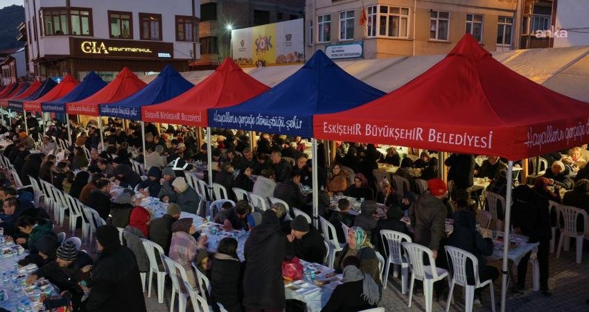 Eskişehir Büyükşehir Belediyesi ile Sivrihisar Belediyesi, Sivrihisar Hükümet Meydanı’nda ortak