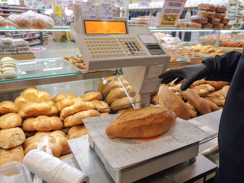 Etimesgut’ta Ramazan denetimleri sıklaştı Etimesgut Belediyesi, Ramazan ayının başlamasıyla birlikte ilçe genelinde denetimlerini artırdı.