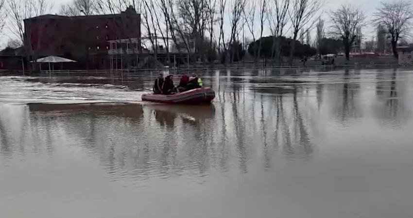 Edirne’de Tunca Nehri kenarındaki evinde yaşayan eski Edirne Belediye Başkanı