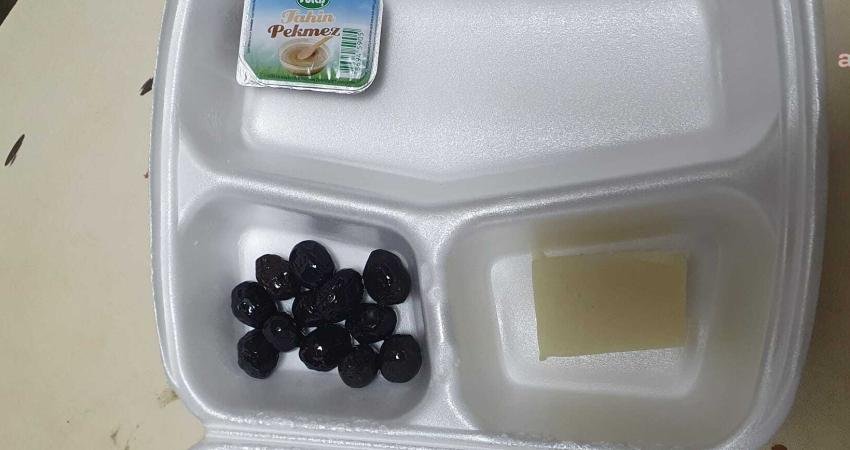 Genel Sağlık-İş’ten, Patnos Devlet Hastanesi’ndeki iftar ve sahur yemeklerine tepki Genel Sağlık-İş Sendikası, Ağrı Patnos İlçe Devlet Hastanesi’nde sağlık emekçilerine