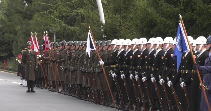 Genelkurmay Başkanı Orgeneral Selçuk Bayraktaroğlu, Libya Genelkurmay Başkanı Vekili Korgeneral