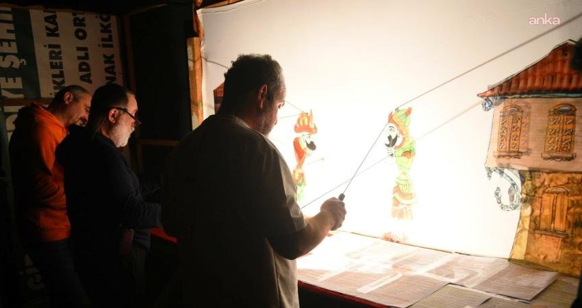 Giresun Belediyesi’nin ramazan etkinliklerinde çocuklar doyasıya eğleniyor Giresun Belediyesi tarafından düzenlenen ramazan etkinliklerine katılan çocuklar, hem geleneksel