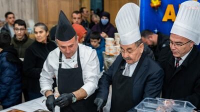 Gölbaşı Belediye Başkanı Yakup Odabaşı, ramazan ayının ilk iftarında Zübeyde