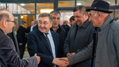 Gölbaşı Belediye Başkanı Yakup Odabaşı, ilçede görev yapan muhtarlarla istişare