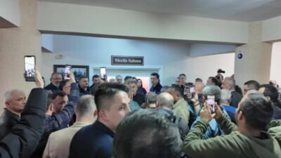 Giresun’un Görele ilçesinde, Belediye Başkanı Hasbi Dede’nin “cinsel taciz” suçlamasıyla