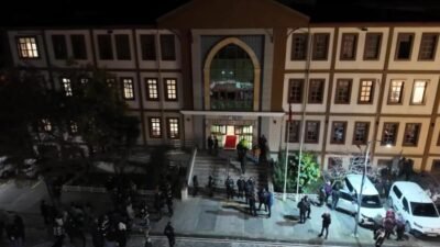 Görele Belediye Başkanı Hasbi Dede, sosyal medya üzerinden bir kişiye