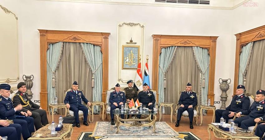 Hava Kuvvetleri Komutanı Orgeneral Ziya Cemal Kadıoğlu, resmi ziyarette bulunduğu