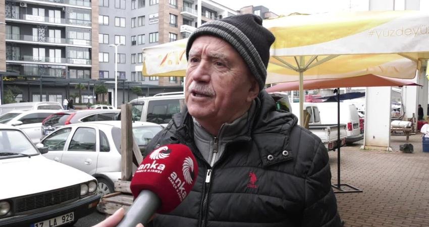 Bir basın basın toplantısında milletvekili maaşıyla emekli aylığının giderlerini karşılamadığını