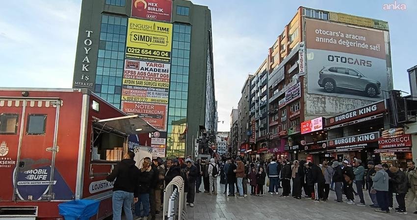 İstanbul Büyükşehir Belediyesi (İBB), Ramazan ayının ilk iftarında kurduğu iftar