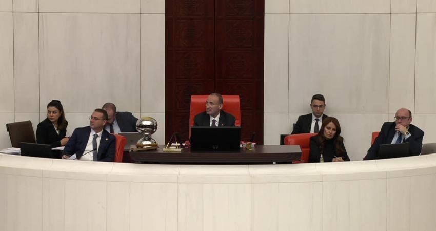 İdris Şahin’den Milli Parklar Kanunu teklifine tepki: Yaptığınız düzenleme açıkça Anayasa’ya aykırı DEVA Partisi Ankara Milletvekili İdris Şahin, TBMM Genel Kurulu'nda görüşülen