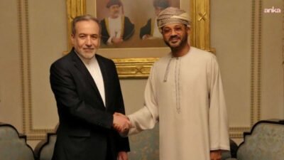 İran Dışişleri Bakanı ve beraberindeki heyet, ABD ile arabuluculu müzakereler kapsamında, Umman