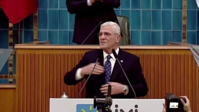 İYİ Parti Genel Başkanı Müsavat Dervişoğlu, "Milli gelirimizin, üçte biri tek