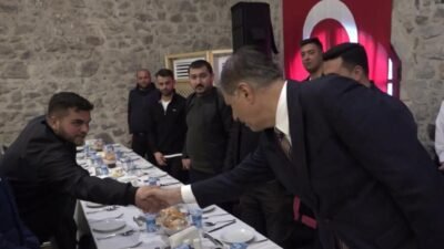 İzmir Büyükşehir Belediye Başkanı Cemil Tugay, CHP İzmir İl Gençlik